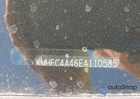 2014 Hyundai Sonata Hybrid Limited z USA, uszkodzony, nr VIN KMHEC4A46EA110585